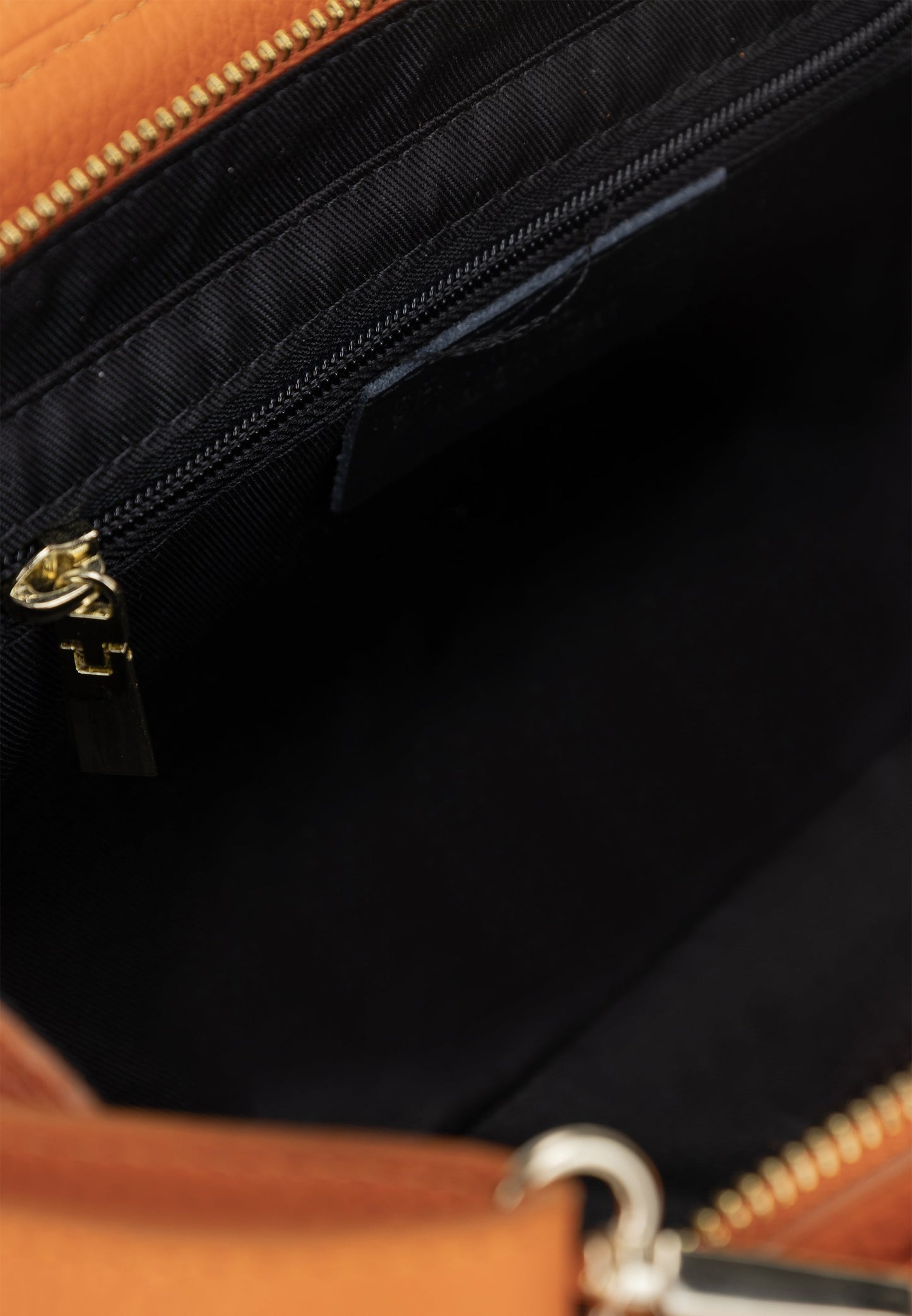 NAEMI Women's Handbag